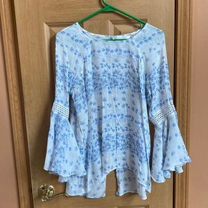 Women’s summer blouse size L